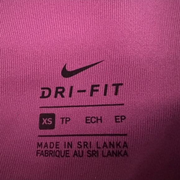 Nike Sports Bra - Picture 5 of 5